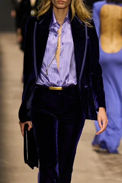 Look 101